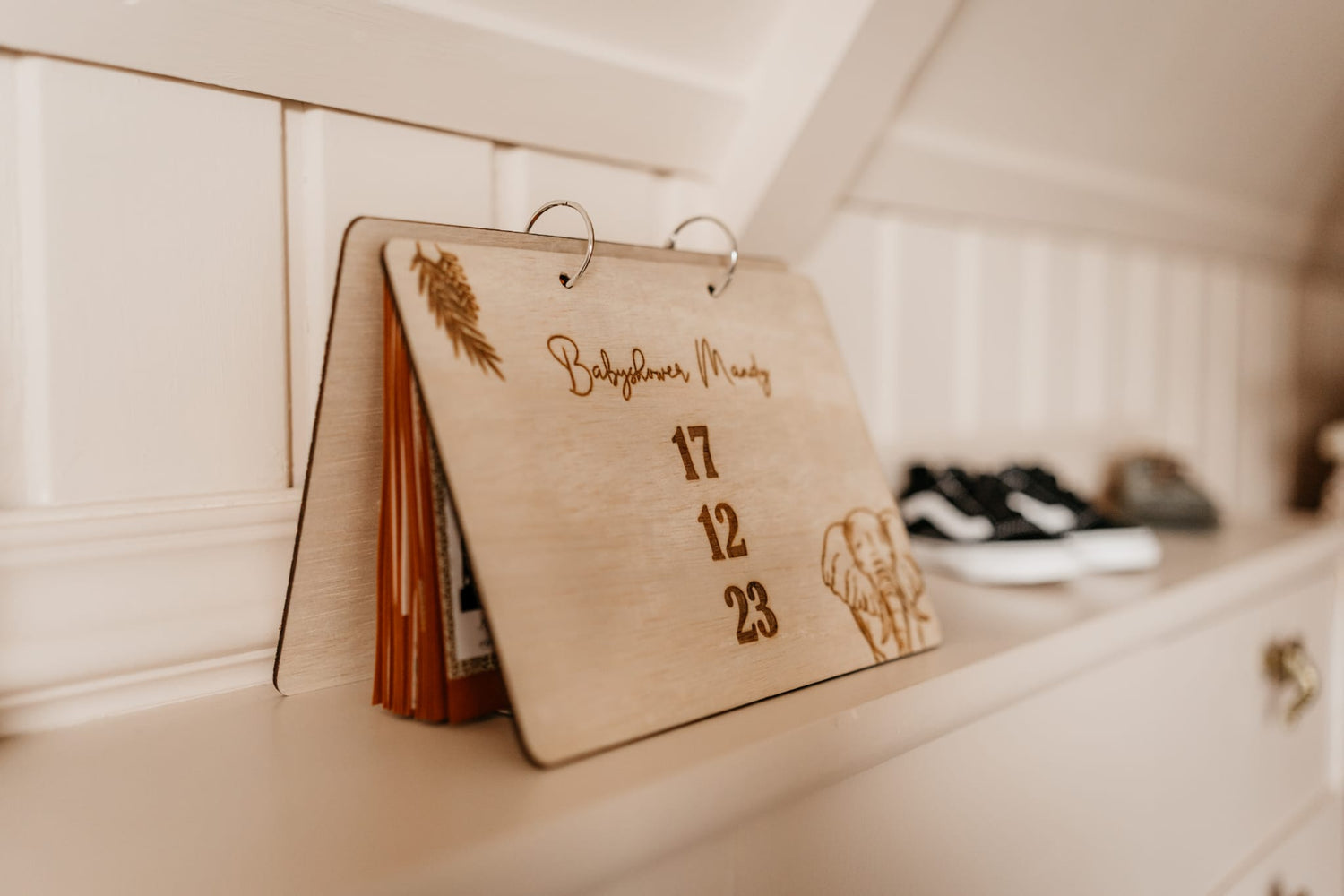 Houten letters muur 