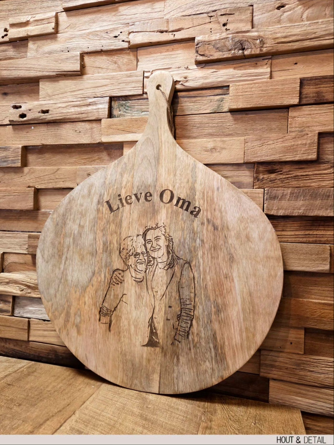 Borrelplank rond 50x40 cm foto