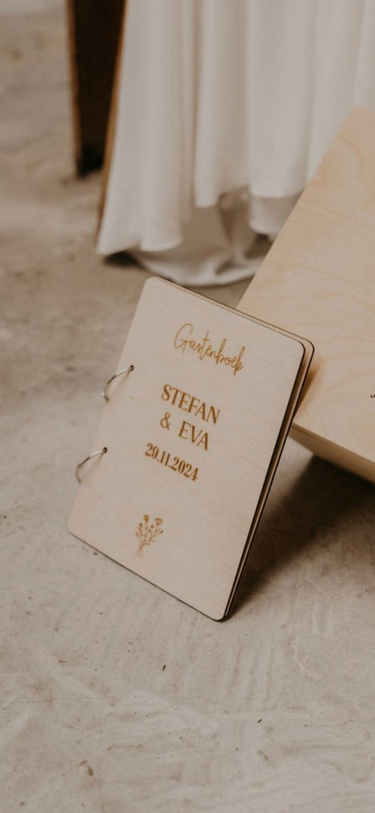 Gastenboek bruiloft eigen ontwerp